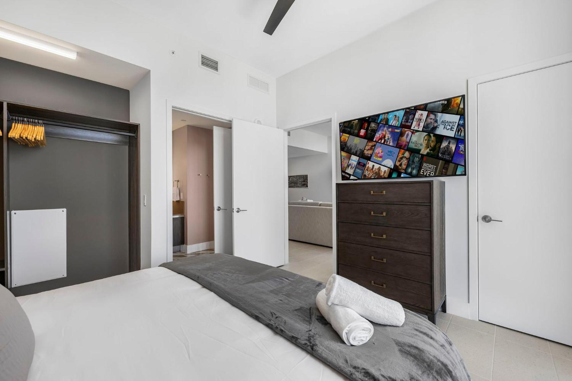 Elegant W Location! * Miami